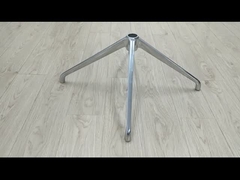 Silla de oficina ergonómica con base metálica y altura ajustable