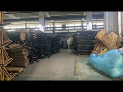 Silla de oficina neumática blanca / negra Base giratoria con ruedas 0,7 kg 105 mm