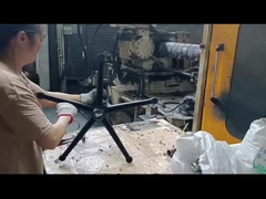 Silla de oficina confortable de base giratoria de nylon con ajuste de altura de soporte lumbar