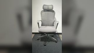 Silla giratoria de oficina gris Comodidad y soporte