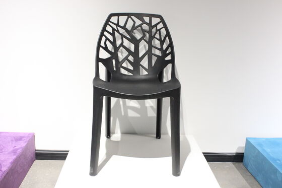 Buen precio Silla de plástico moderna fácil de limpiar Opción de asiento ergonómico contemporáneo Ideal para cafeterías Salones y salas de reuniones en línea