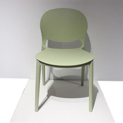Buen precio Silla Moderna de Plástico Fácil de Limpiar con Diseño Moderno para Bibliotecas, Salas de Lectura y Zonas de Estudio en línea